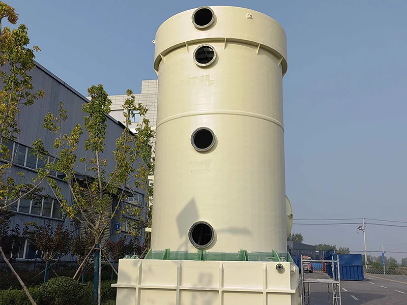 Quali sono le considerazioni sulla progettazione delle tubazioni che utilizzano apparecchiature in FRP composito in PP?