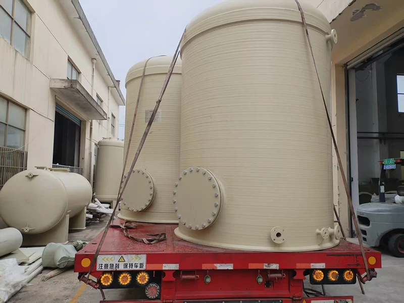 Serbatoio di stoccaggio chimico in plastica